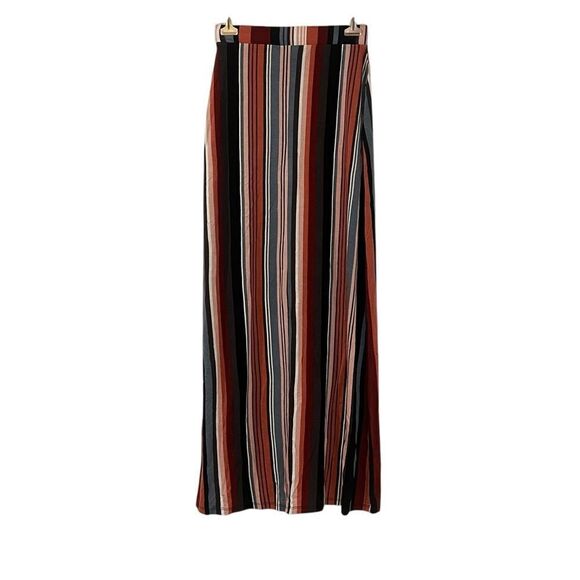 Charlotte‎ Russe striped maxi skirt. Size xs - Picture 8 of 9